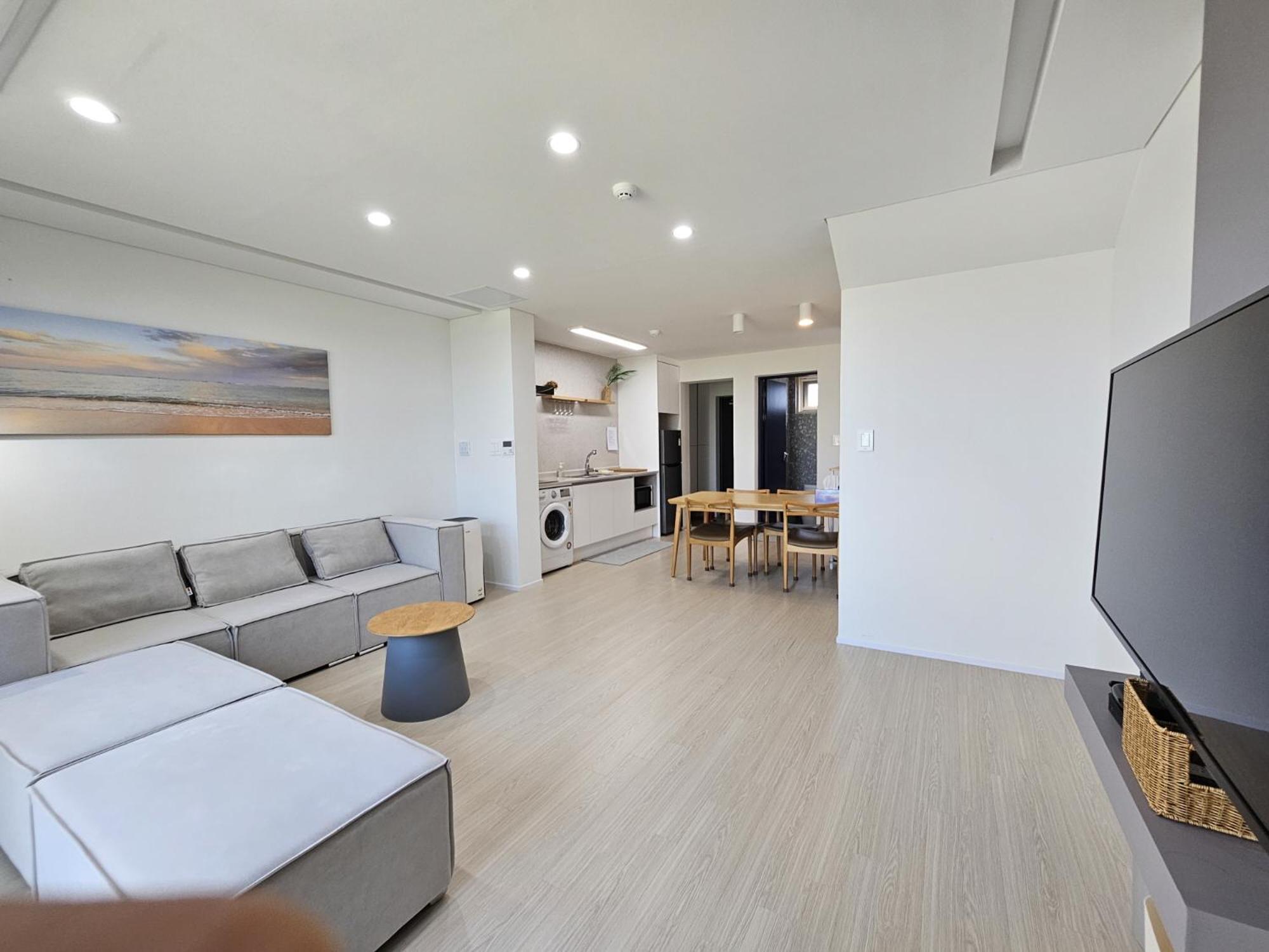 סאוגוויפו Jeju Badayeon Villa מראה חיצוני תמונה