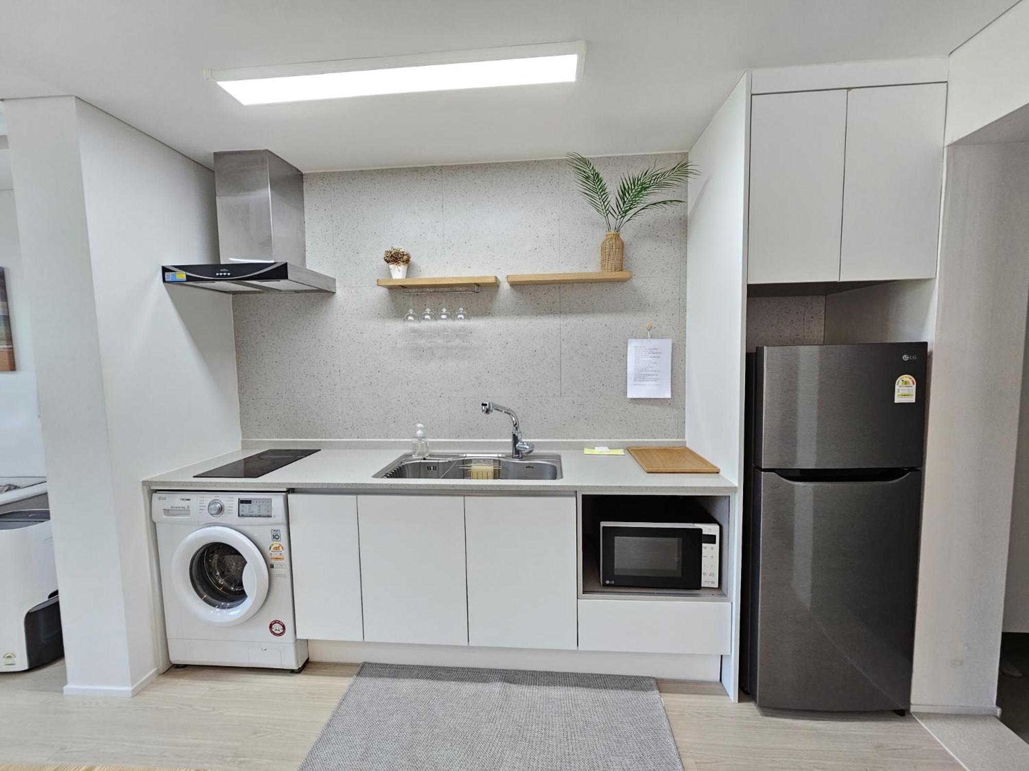 סאוגוויפו Jeju Badayeon Villa מראה חיצוני תמונה