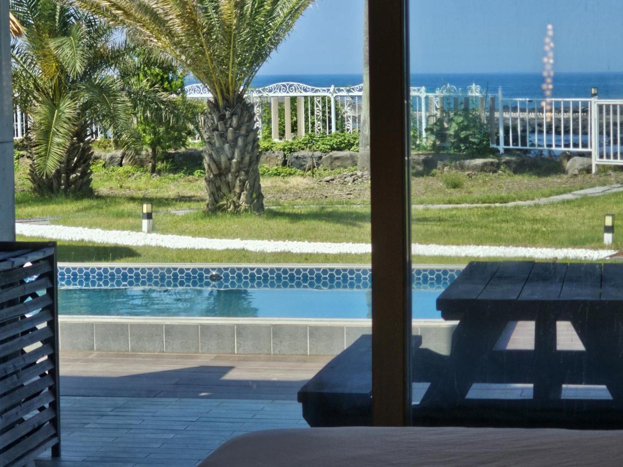 סאוגוויפו Jeju Badayeon Villa מראה חיצוני תמונה